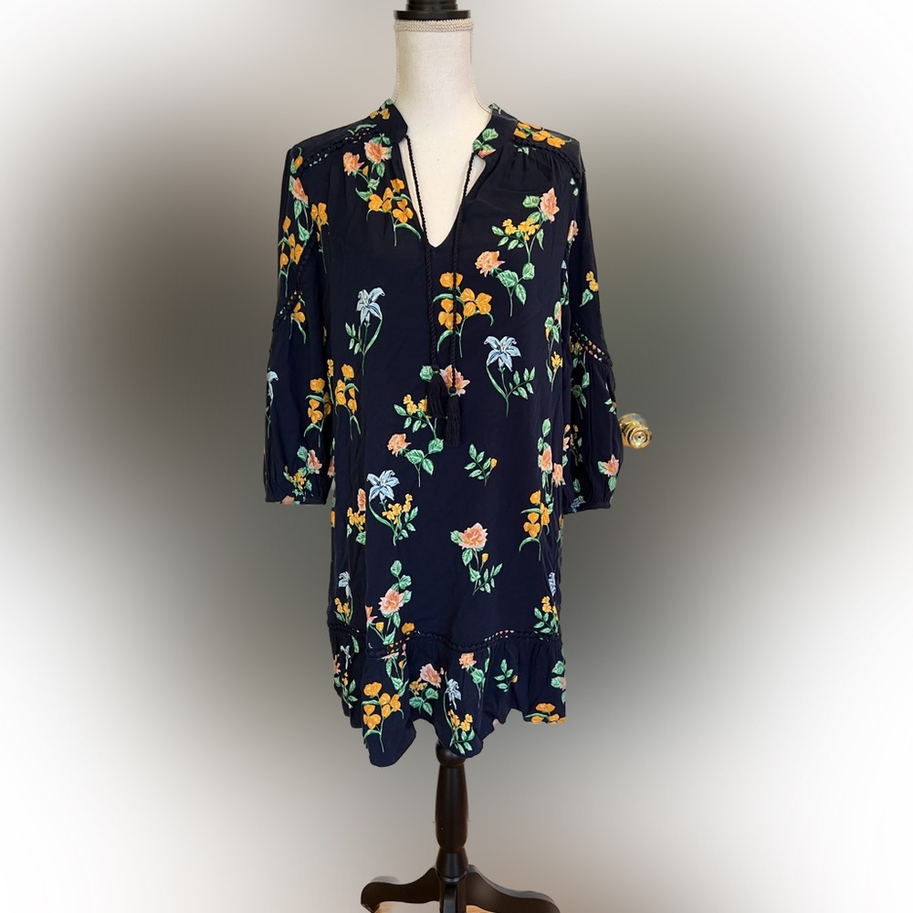 Crown & Ivy Floral Dress or wear as top with leggings Large